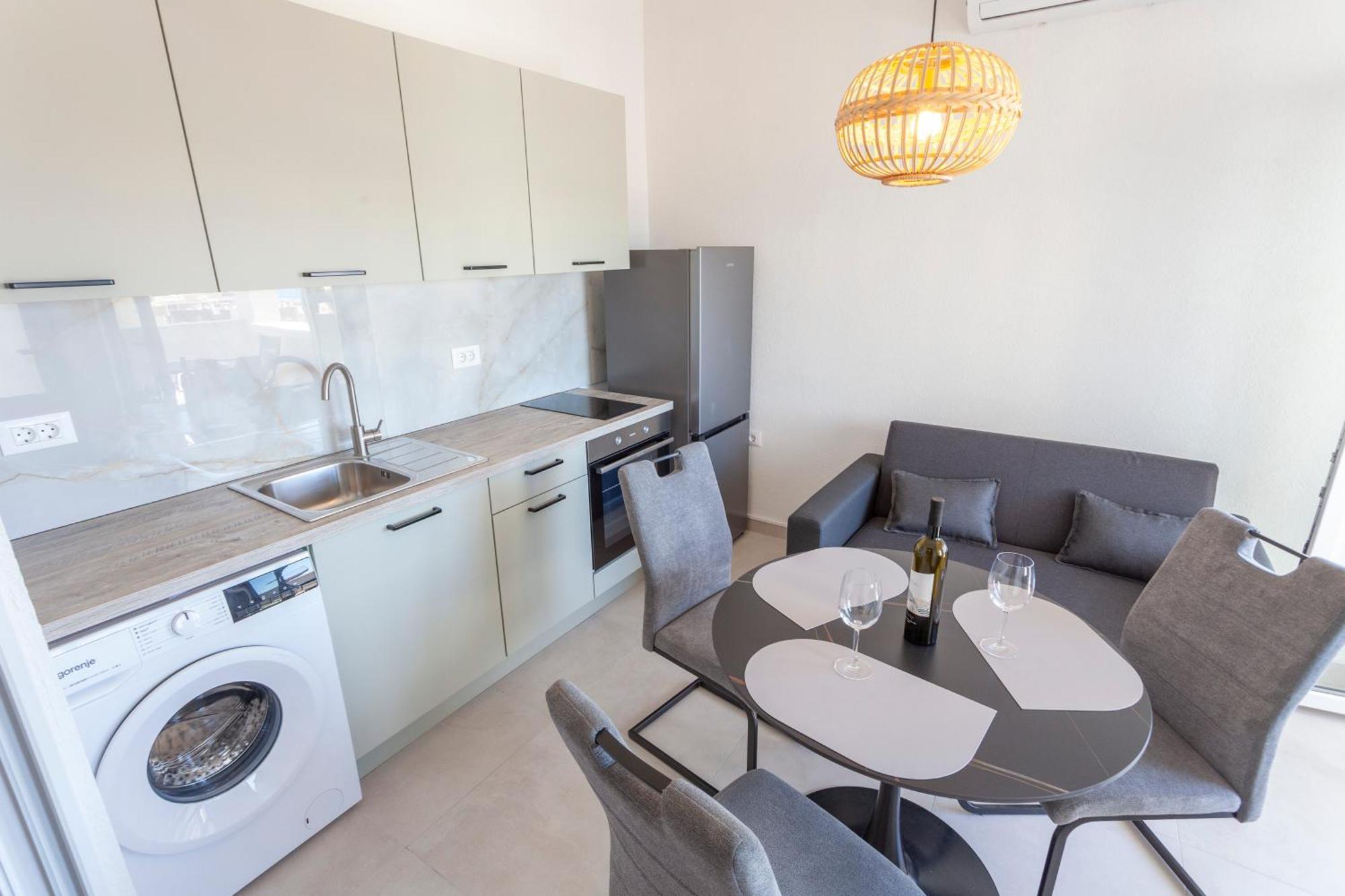 Jurass Apartment